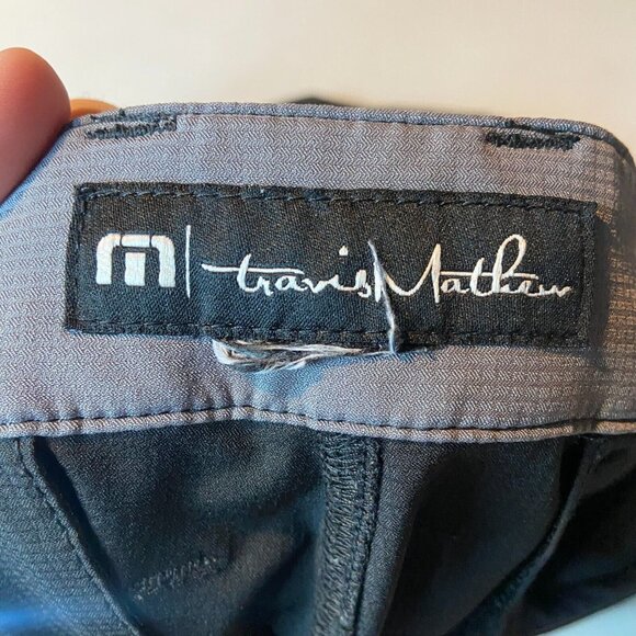 Travis Mathew Men 38 Performance Golf Pant Black Slim Straight Leg Slacks Chino - Picture 4 of 8
